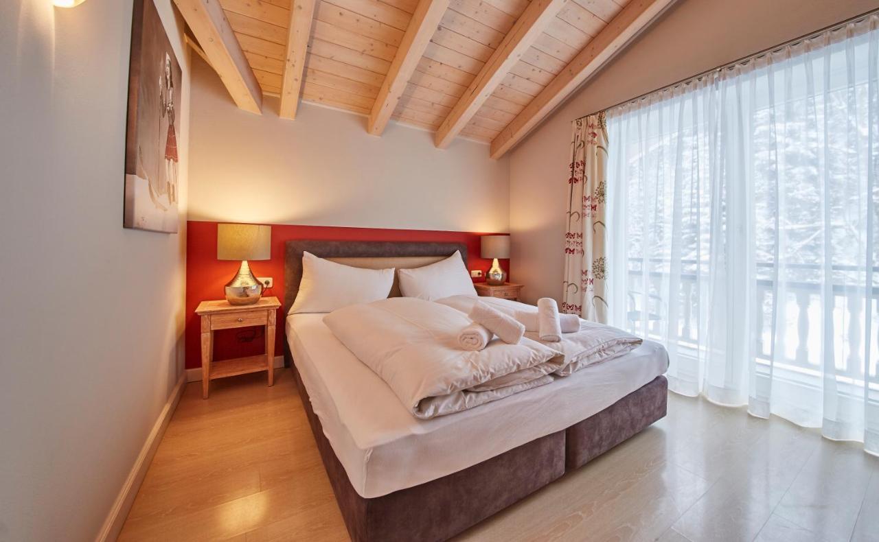 Huettl Relax Appartements Saalbach-Hinterglemm Esterno foto