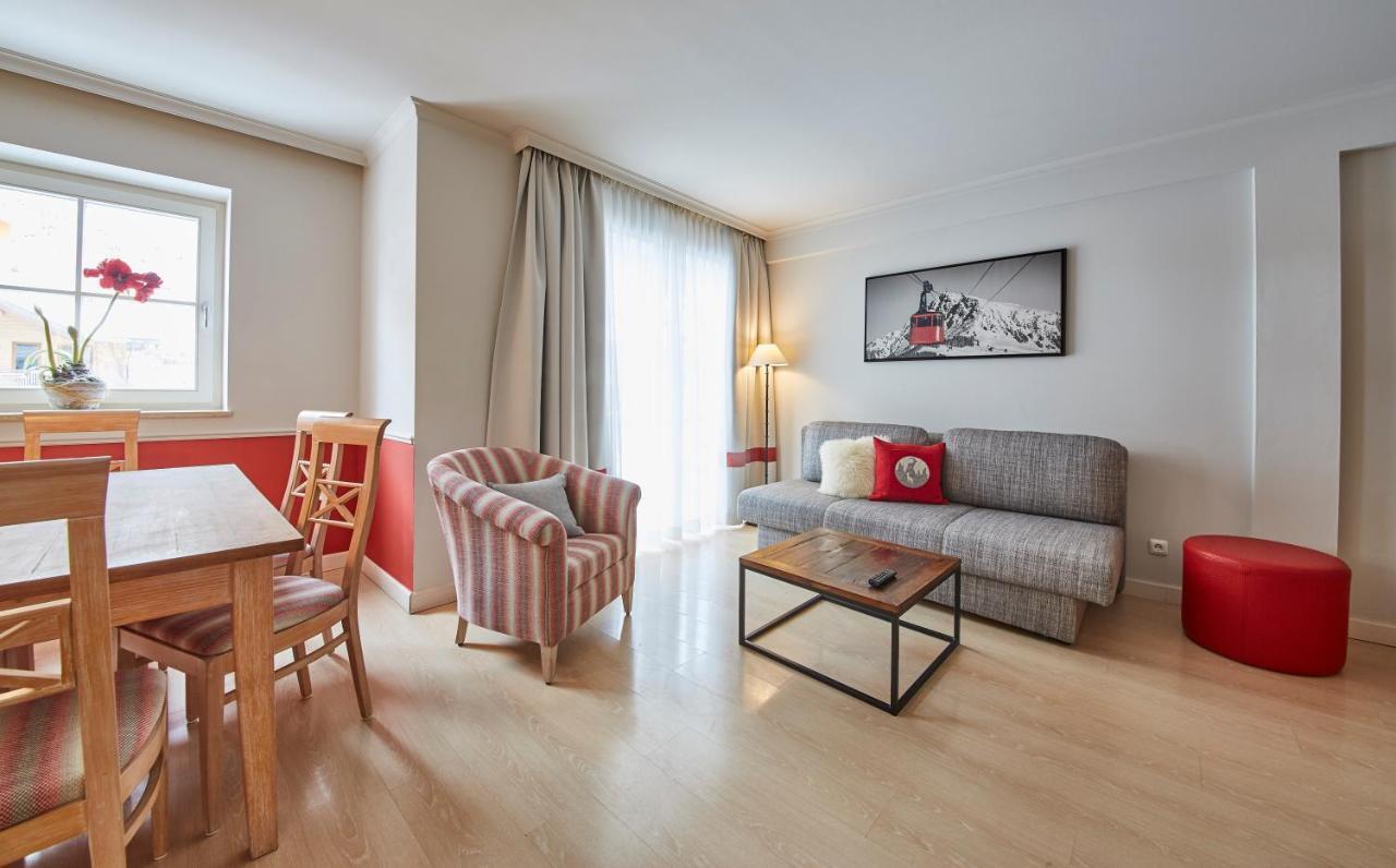 Huettl Relax Appartements Saalbach-Hinterglemm Esterno foto