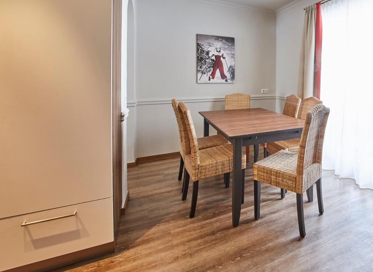 Huettl Relax Appartements Saalbach-Hinterglemm Esterno foto