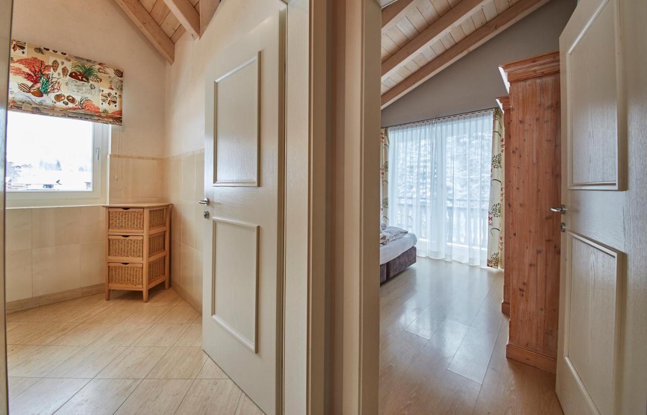 Huettl Relax Appartements Saalbach-Hinterglemm Esterno foto