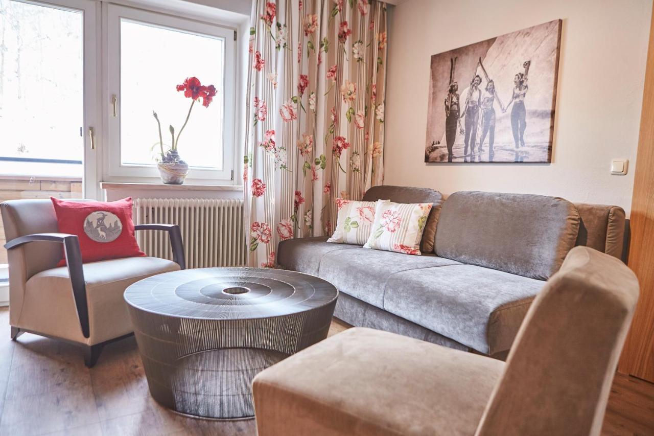 Huettl Relax Appartements Saalbach-Hinterglemm Esterno foto