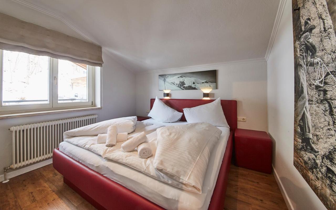Huettl Relax Appartements Saalbach-Hinterglemm Esterno foto